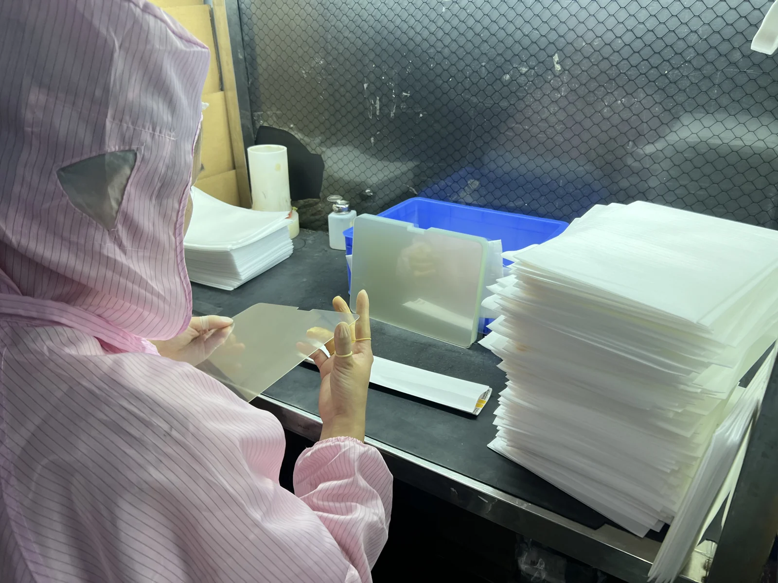 Inspection & handling at Chenhan's factory